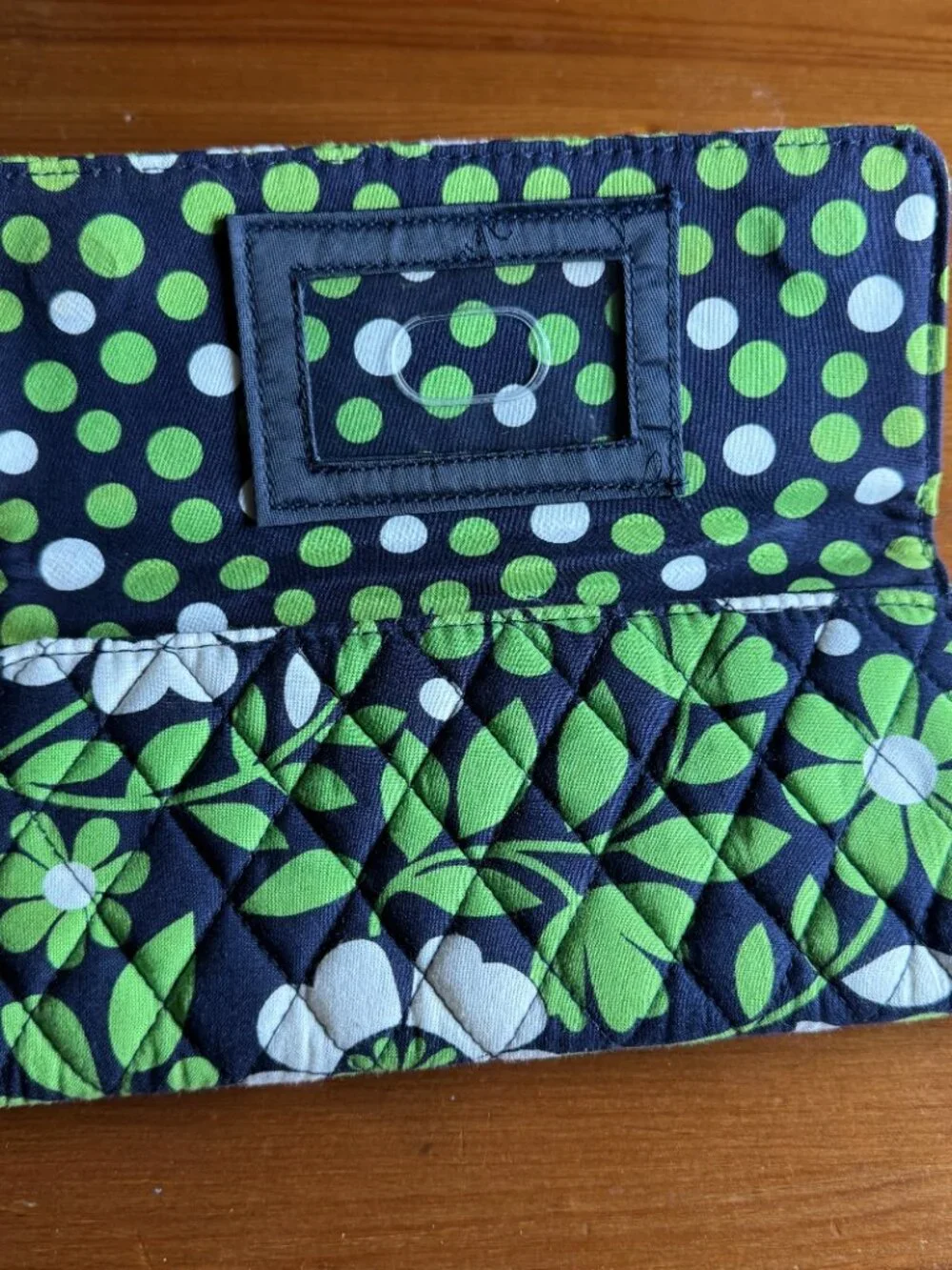 Vera Bradley Lucky You Trifold Magnetic Closure Wallet Green Navy Print Floral